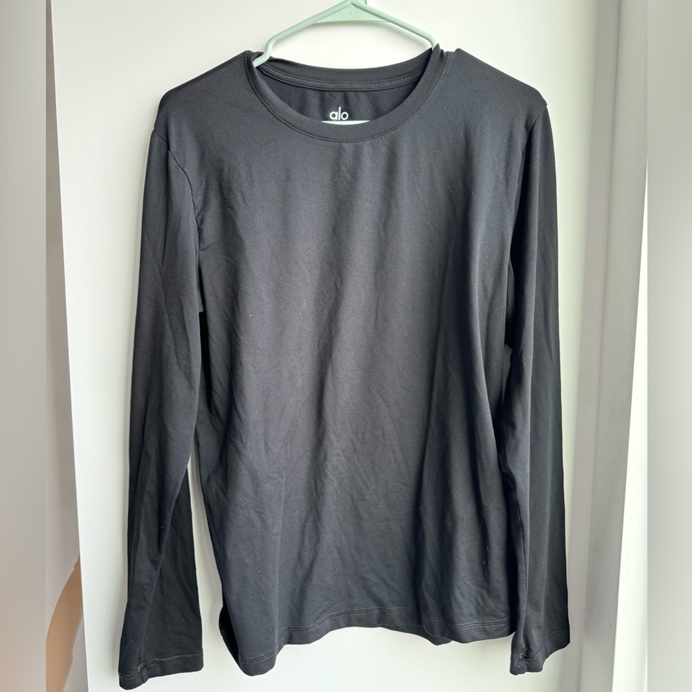 Men’s S Alo long sleeve top